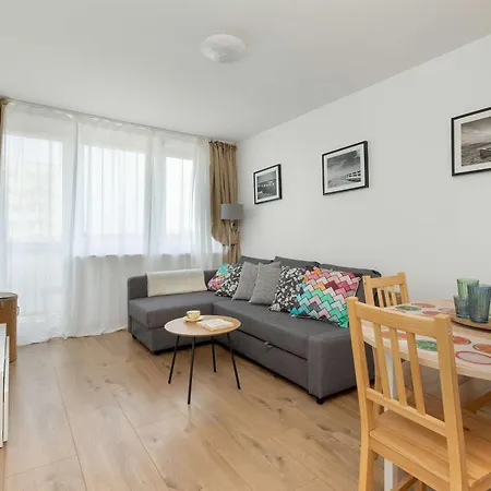 Cosy Pomorska With Playground In The Courtyard By Renters Apartment