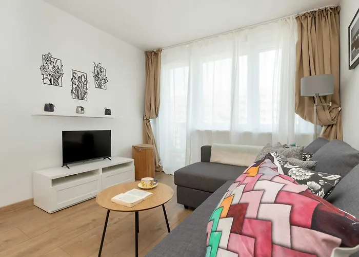 Cosy Pomorska With Playground In The Courtyard By Renters * Gdańsk